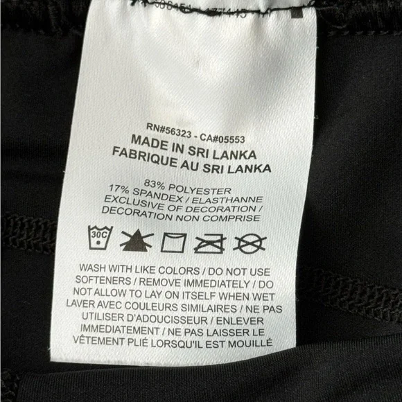 Nike Pro 365 Women's High-Waisted 7" Shorts Black Size Medium - Picture 5 of 6